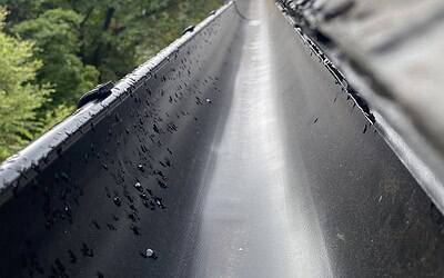 Leaves Change. Steel Doesn’t: Is Your Gutter System Ready for Fall?